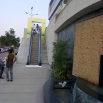 Escalator to go up to the mall